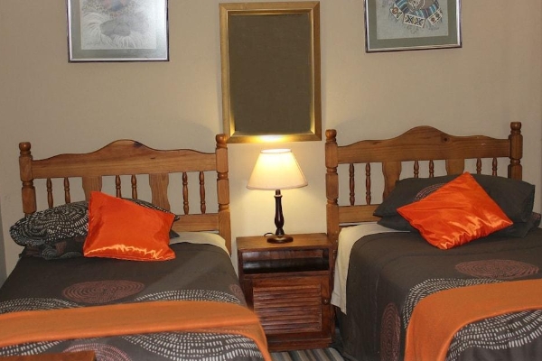 Hotel Tshimologo Farm Guest House (Francistown)